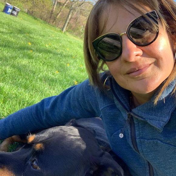 Meet your Posher, Sylvie - Picture 1 of 1